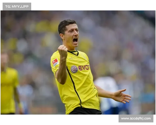 以莱万何时开始崭露头角的职业成长历程深度解析与关键转折点全景解读